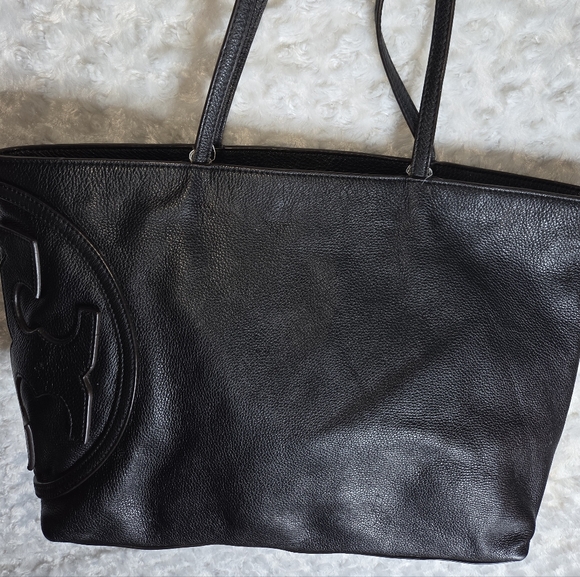 Tory Burch Handbags - Tory Burch All T Elegant Black Leather Tote Bag